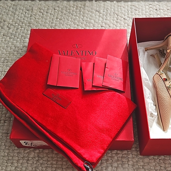 VALENTINO rockstud caged pump 65mm - Picture 8 of 12